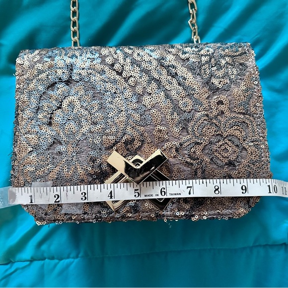 Deluxe Lux Sequin Evening Bag - Picture 10 of 13
